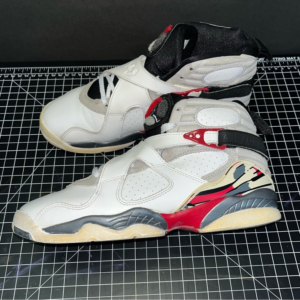 Nike Air Jordan 8 Retro Bugs Bunny Size 7Y 305368-103 Basketball Sneakers